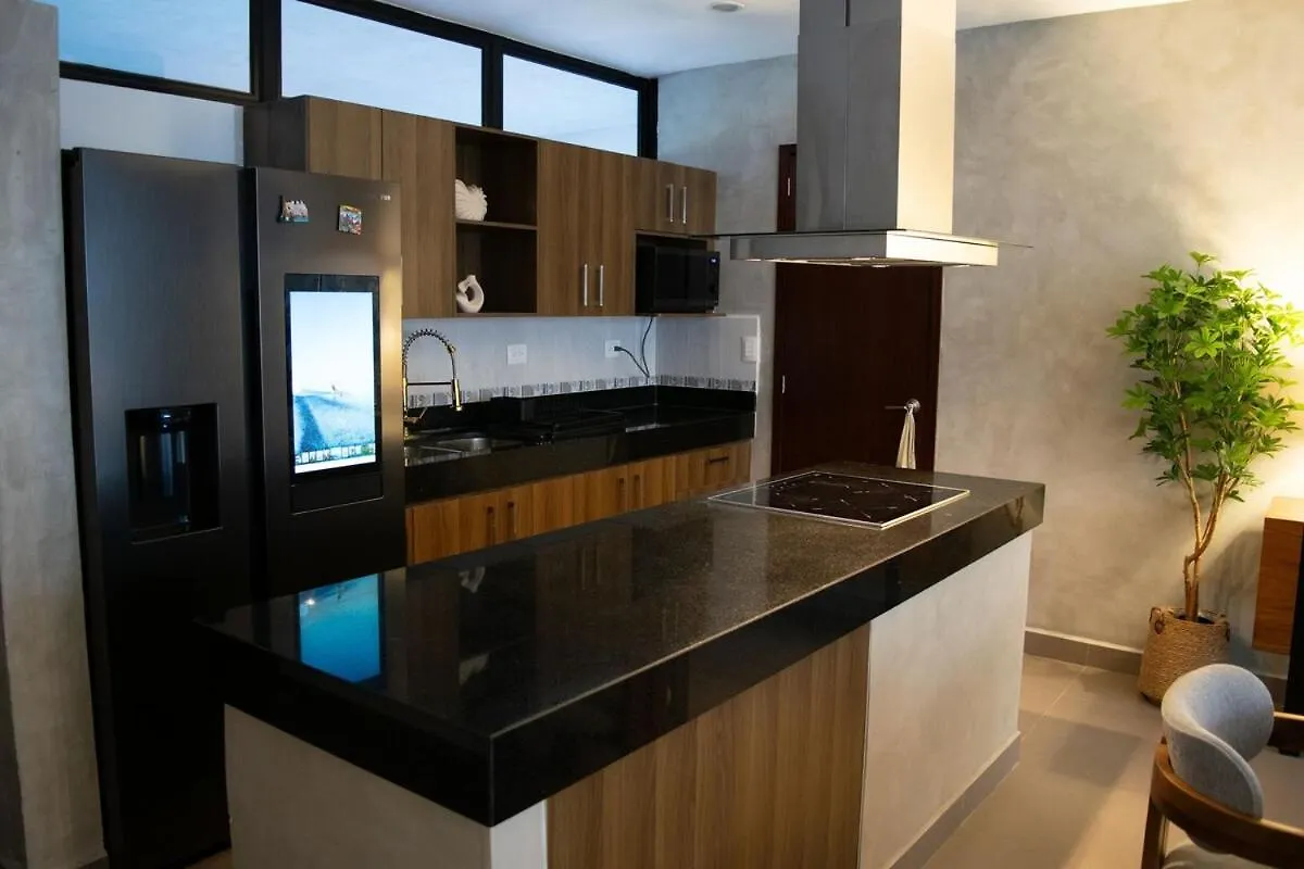Modern And Comfortable Townhouse Merida Holiday home